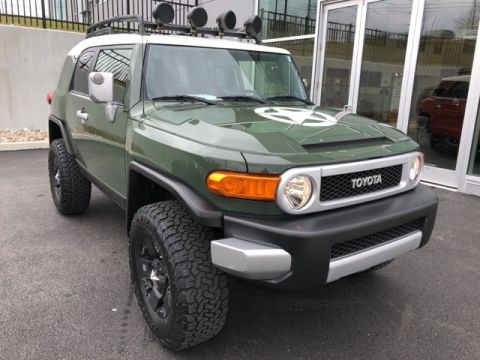 Pre Owned 2012 Toyota Fj Cruiser Base 4 Door
